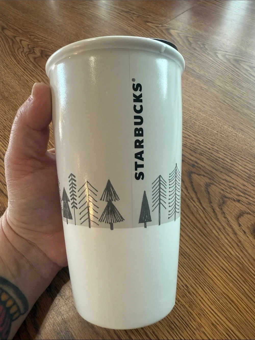 Starbucks 2018 Holiday Gnome Ceramic Travel Tumbler Mug – Like New